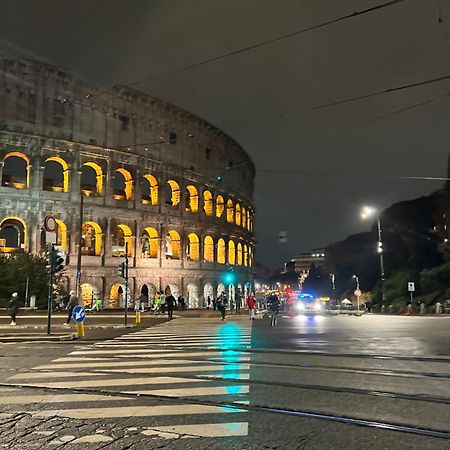 Al Colosseo Appartamento Vintage Roma Esterno foto